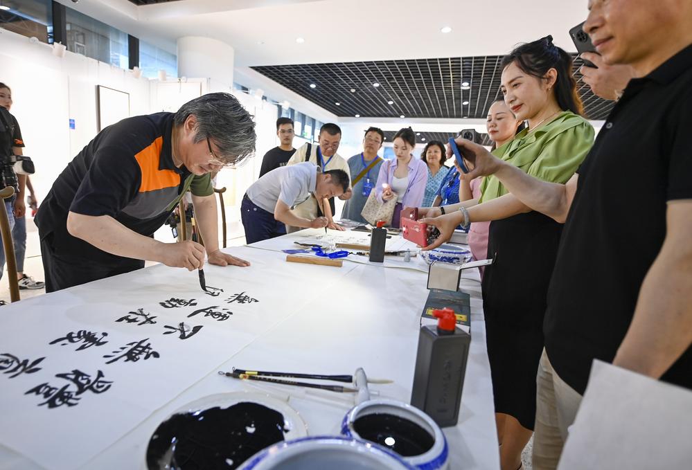 江海相逢 江苏盐城文艺创作服务激发区域文化新浪潮